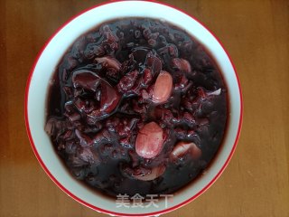 紫米银耳莲子粥的做法步调：7