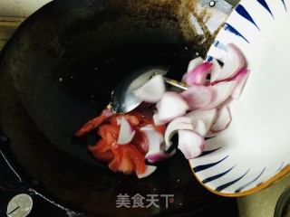 西白柿洋葱炒鸡蛋的做法步调：5
