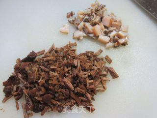 茶树菇鲍鱼蒸肉终的做法步调：3