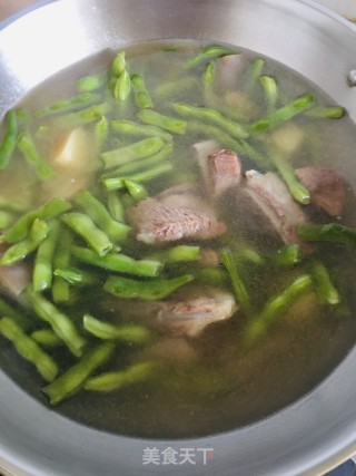 龙牙豆扇骨炖粉条的做法步调：9