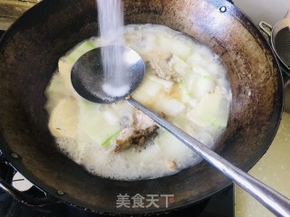 冬瓜鱼头炖豆腐的做法步调：7