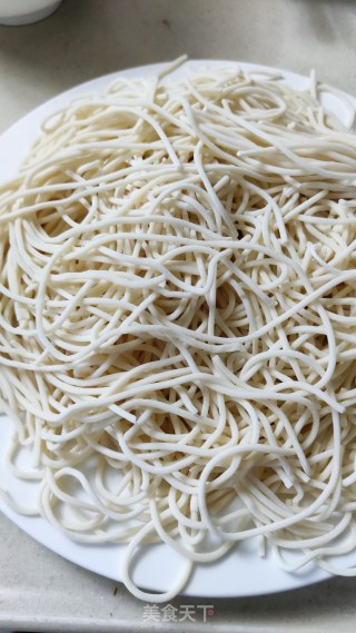 豆角焖里的做法步调：2