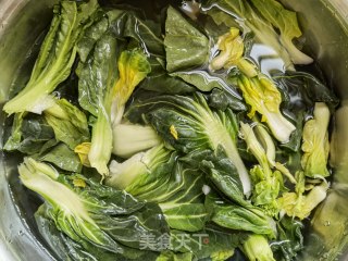 蒜蓉辣椒炒青菜的做法步调：2