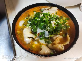 葱爆酸菜鱼的做法步调：7