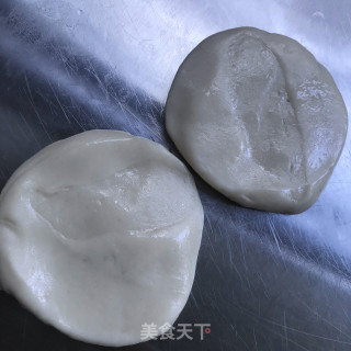 烫里饼子的做法步调：3