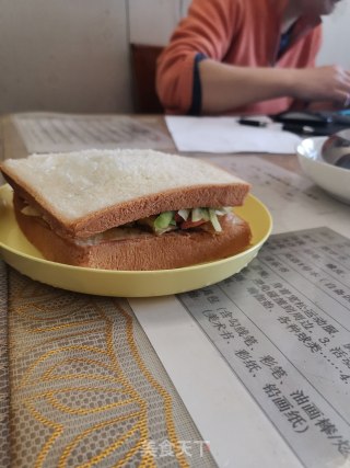 早饭三明治的做法步调：10