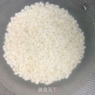 白枣银耳羹的做法步调：2