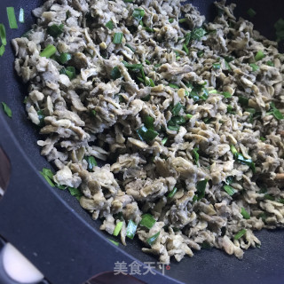 槐花荞麦麦饭的做法步调：9