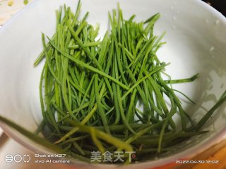 葱花煎鸡蛋的做法步调：1