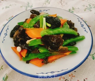 素炒荷兰豆的做法步调：8