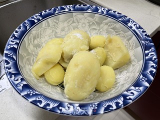 土豆泥沙推的做法步调：6