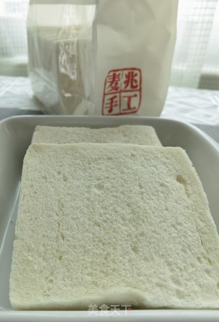 吐司布丁的做法步调：1