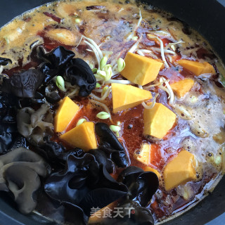 肥牛鱼豆腐喷鼻辣锅的做法步调：8
