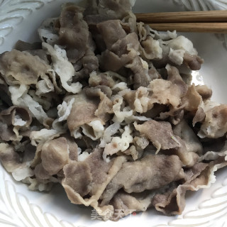 喷鼻辣肥牛盖浇饭的做法步调：4
