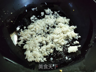蛋炒饭的做法步调：4