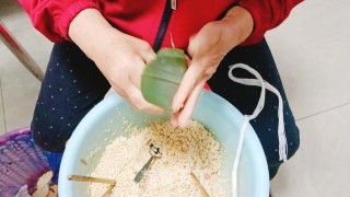 粽子的做法步调：11