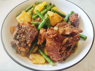 豆角土豆烩排骨的做法步调：12