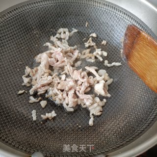 肉丝炒西兰花梗的做法步调：7