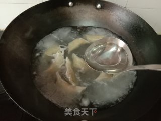 茼蒿猪肉火饺的做法步调：11