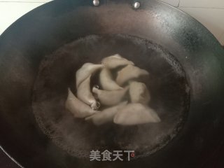 茼蒿猪肉火饺的做法步调：10