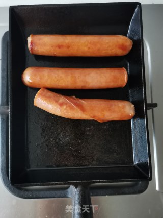 德式腊肠热狗的做法步调：2