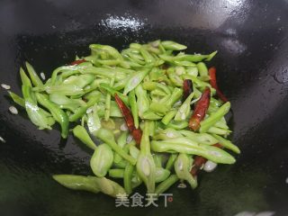 素炒四时豆的做法步调：4