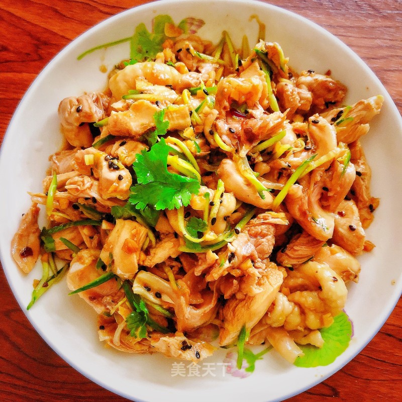 脚撕鸡足肉的做法