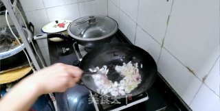 老干妈蛋炒饭的做法步调：2