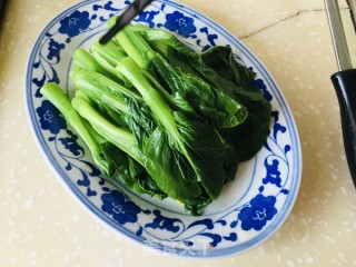 利剑灼菜心的做法步调：2