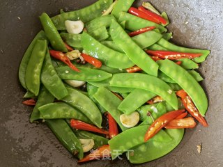 荷兰豆炒肉片的做法步调：12