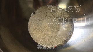 家常喷鼻酥肉饼，饼皮酥坚，肉汁陈好，出格好吃。的做法步调：1