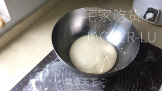 家常喷鼻酥肉饼，饼皮酥坚，肉汁陈好，出格好吃。的做法步调：6