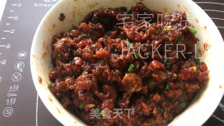 家常喷鼻酥肉饼，饼皮酥坚，肉汁陈好，出格好吃。的做法步调：7