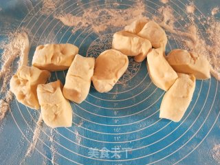 椰蓉里包的做法步调：5