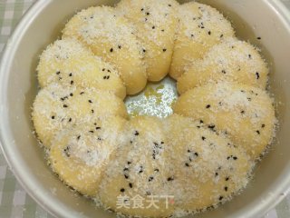椰蓉里包的做法步调：9
