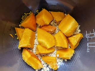 金瓜燕麦绿豆粥的做法步调：5