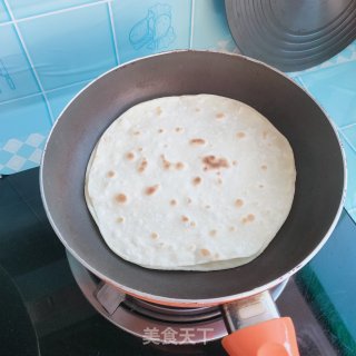 洋葱肉丝卷饼的做法步调：9