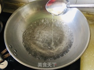 西芹炒利剑果的做法步调：3