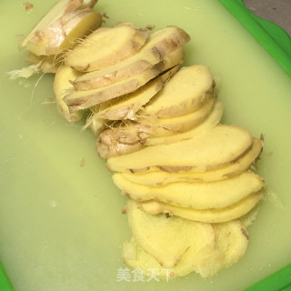 辣利剑菜的做法步调：2