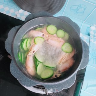 苦虾黄瓜汤的做法步调：6