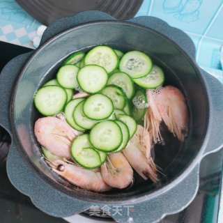 苦虾黄瓜汤的做法步调：5