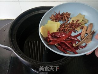 酱卤牛肝的做法步调：2
