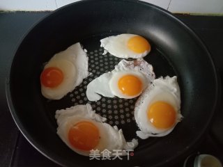 酱油钱袋蛋的做法步调：3