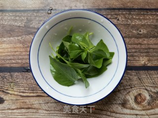 荆芥黄瓜拌粉皮的做法步调：5
