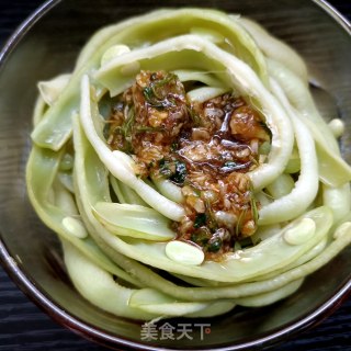 蒜泥脚撕云豆的做法步调：8