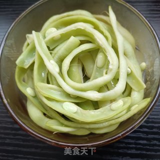 蒜泥脚撕云豆的做法步调：3