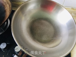 荷兰豆炒百开银杏果的做法步调：5