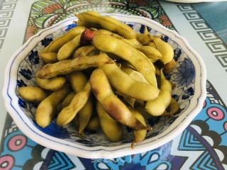 五喷鼻毛豆的做法步调：6