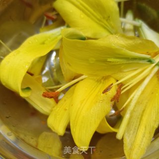 百开花银耳糖火的做法步调：12