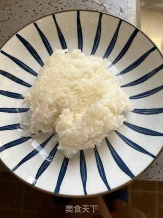 海苔饭团的做法步调：1